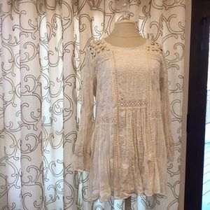 V Cristina Flowy Lace Cream Shirt